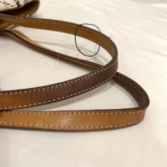 Burberry Cream and Brown Tote Bag with Iconic Design - Picture 11 of 16